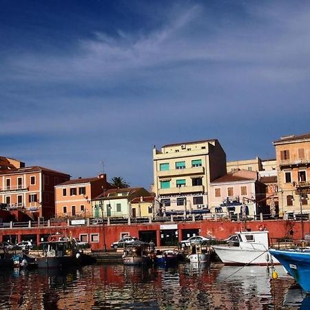 Le Scalette Bed & Breakfast La Maddalena  Eksteriør bilde