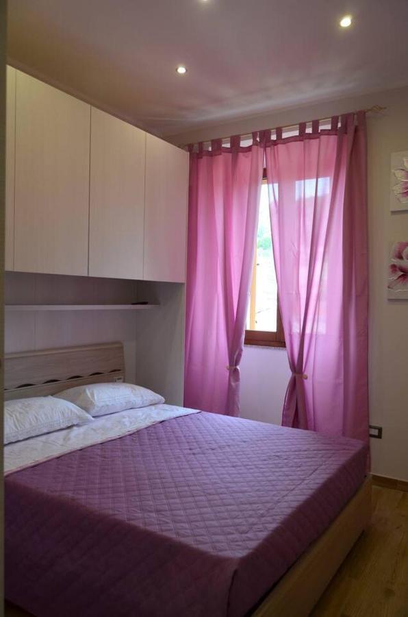 Le Scalette Bed & Breakfast La Maddalena  Eksteriør bilde